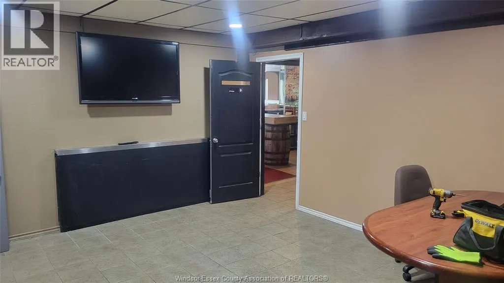 410 FRONT ROAD Unit# 1-MAIN