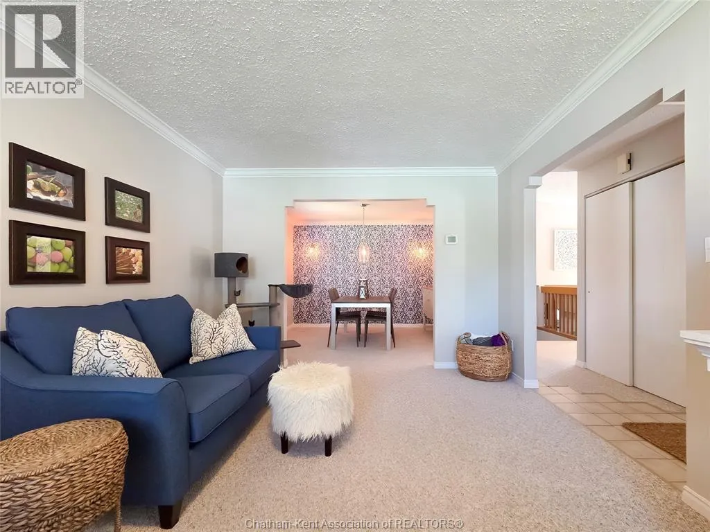 53 HARVEST CRESCENT