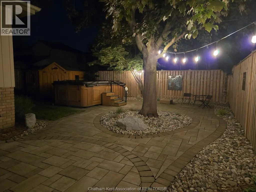 53 HARVEST CRESCENT