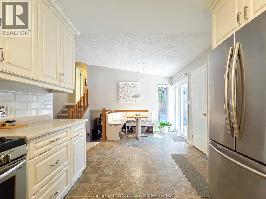 53 HARVEST CRESCENT