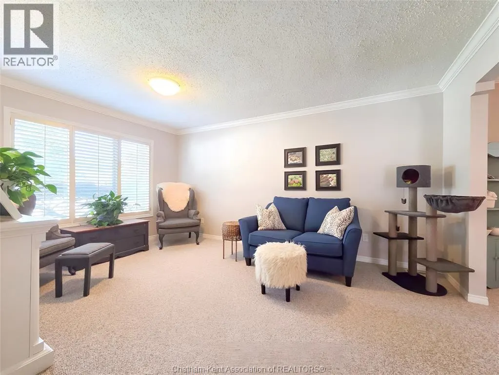 53 HARVEST CRESCENT