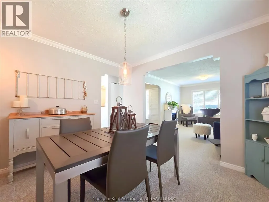 53 HARVEST CRESCENT