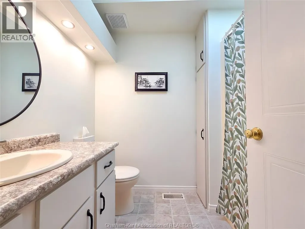 53 HARVEST CRESCENT
