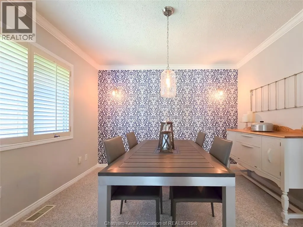 53 HARVEST CRESCENT