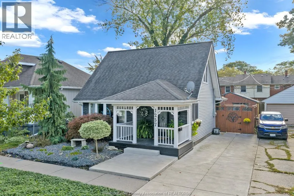 1257 Labadie ROAD