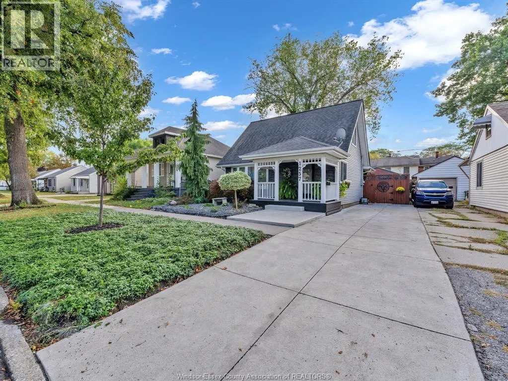 1257 Labadie ROAD