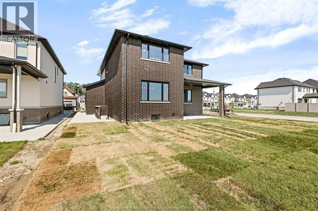 347 CHRISTINE AVENUE