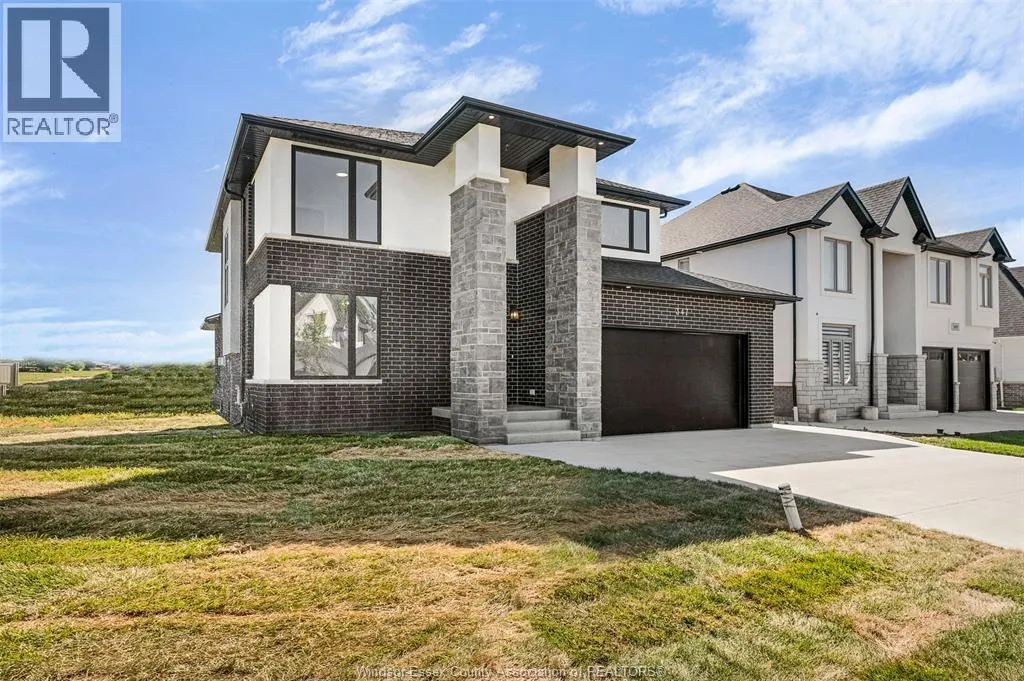 347 CHRISTINE AVENUE
