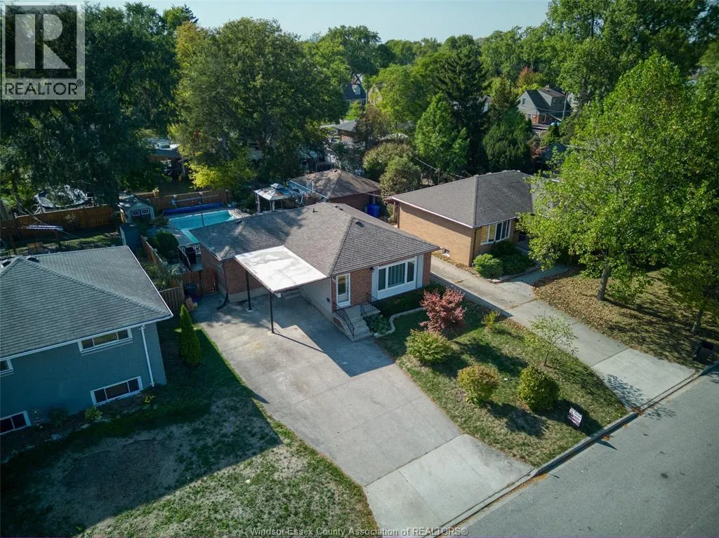 1177 EASTLAWN AVENUE