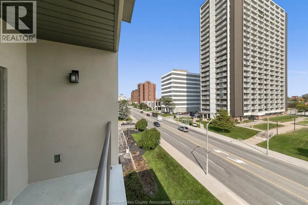 955 OUELLETTE AVENUE Unit# 207