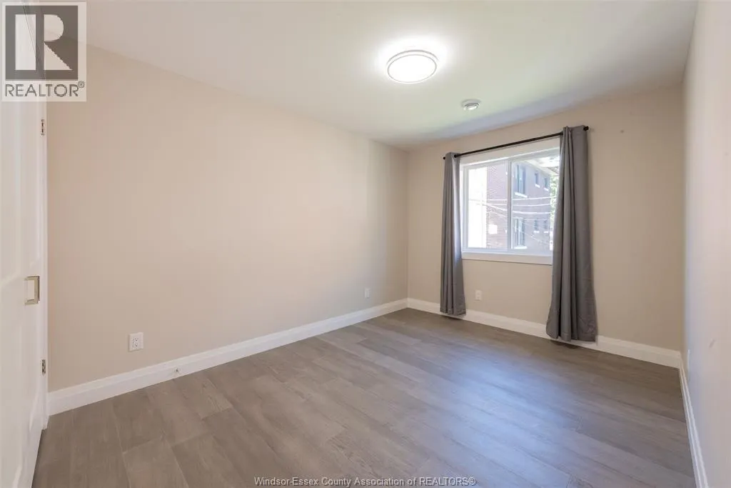 912 HALL AVENUE Unit# upper