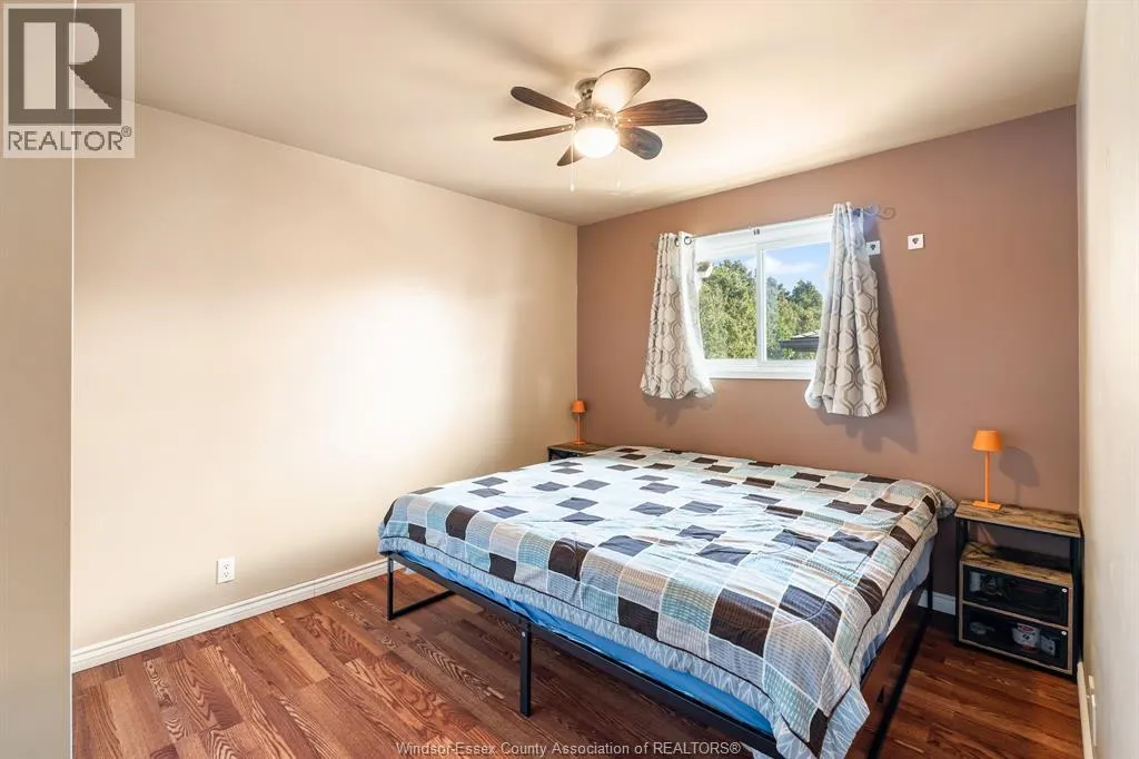 1 Lucy CRESCENT