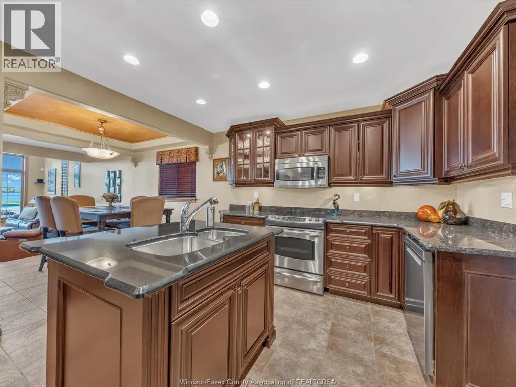 7465 RIVERSIDE