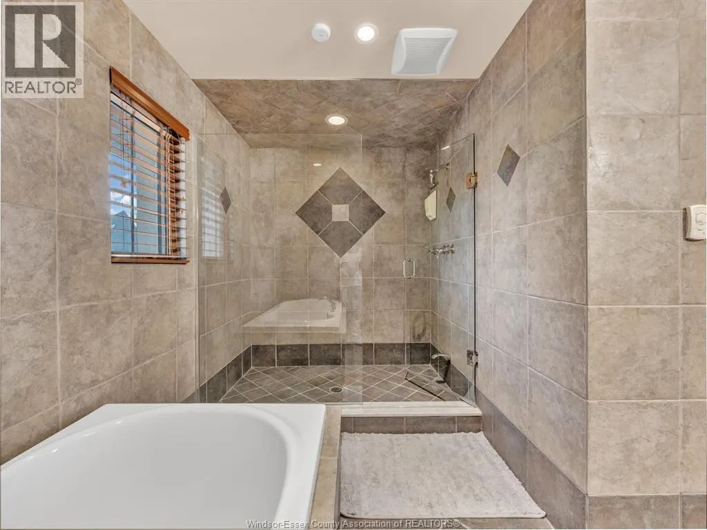 7465 RIVERSIDE