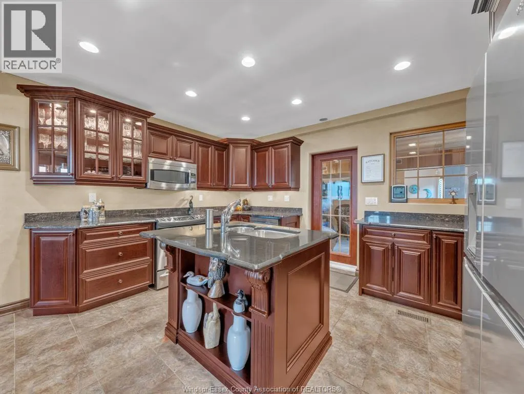 7465 RIVERSIDE