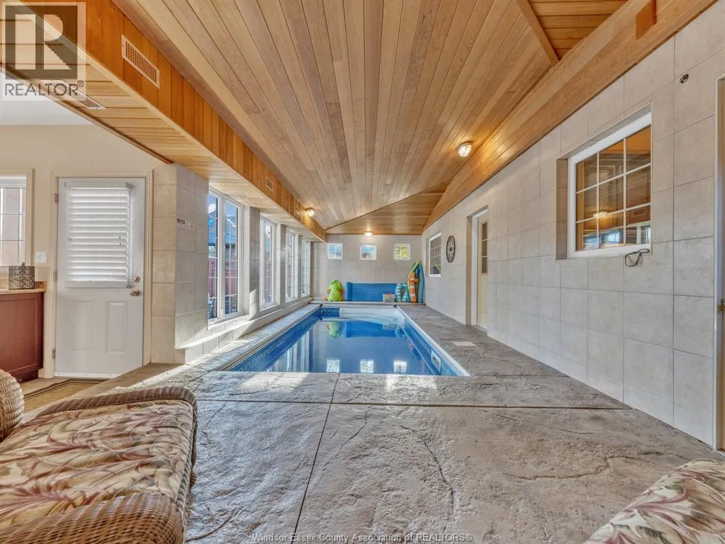 7465 RIVERSIDE