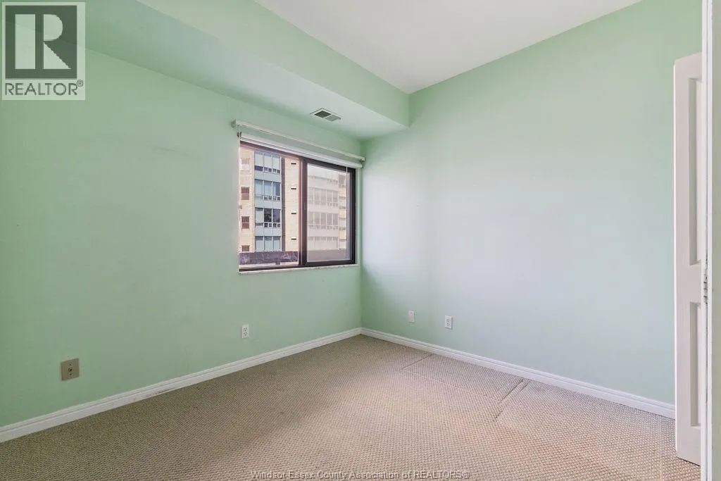 3663 RIVERSIDE DRIVE East Unit# 306