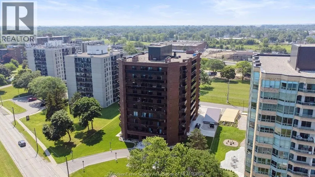 3663 RIVERSIDE DRIVE East Unit# 306
