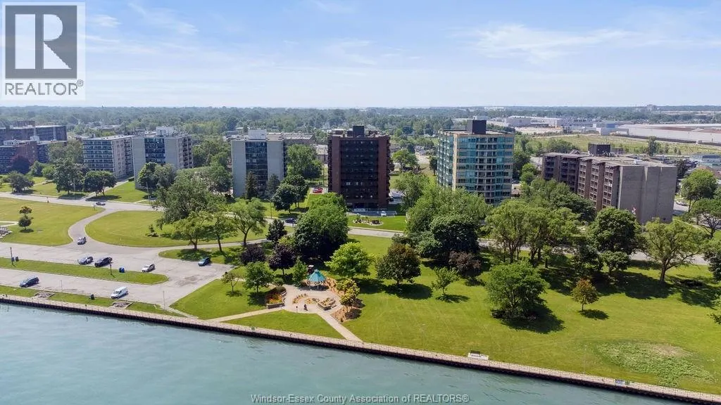 3663 RIVERSIDE DRIVE East Unit# 306