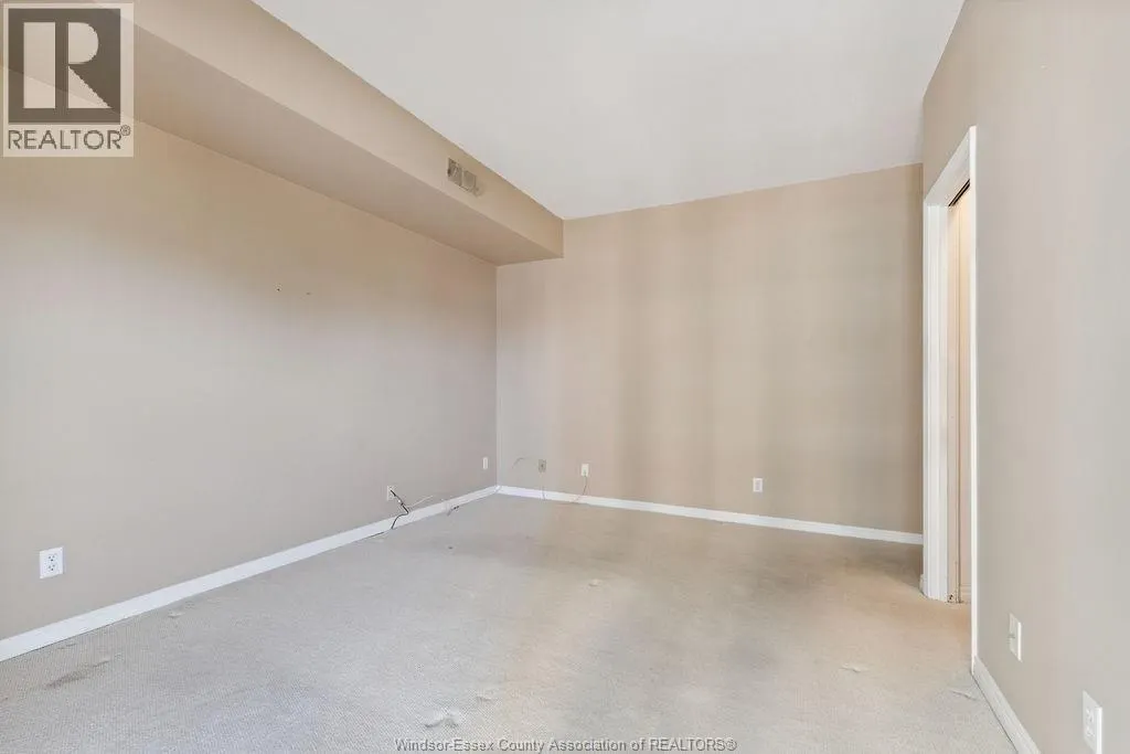 3663 RIVERSIDE DRIVE East Unit# 306