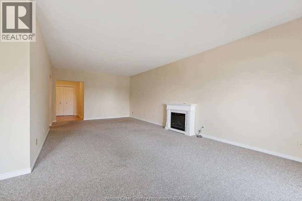 3663 RIVERSIDE DRIVE East Unit# 306