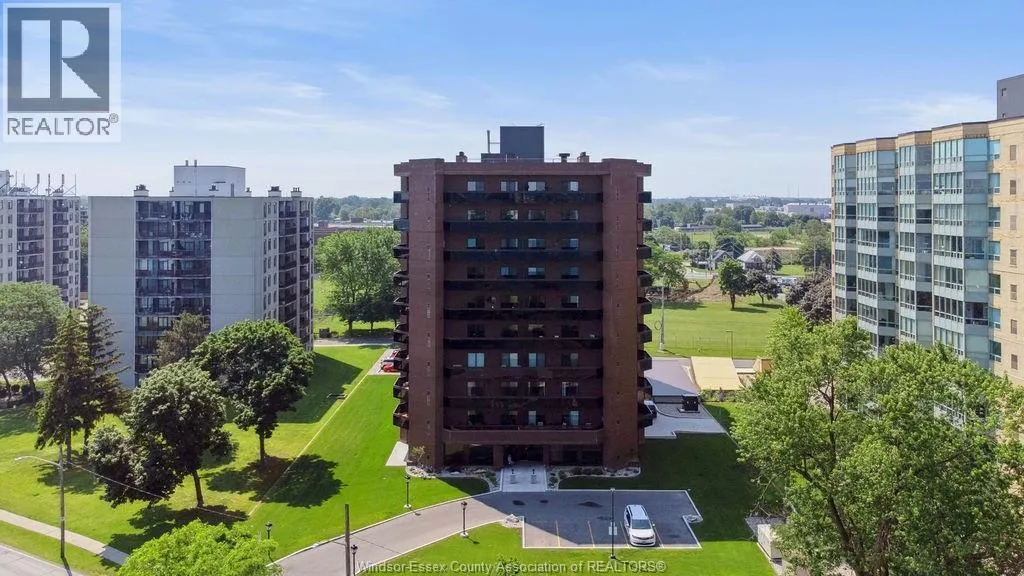 3663 RIVERSIDE DRIVE East Unit# 306