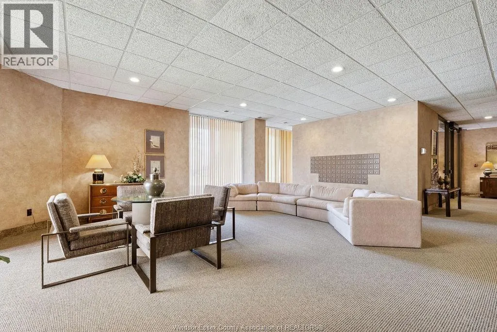 3663 RIVERSIDE DRIVE East Unit# 306