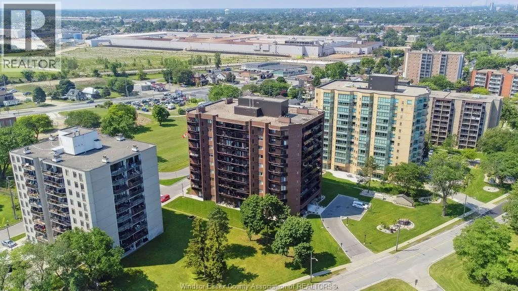 3663 RIVERSIDE DRIVE East Unit# 306