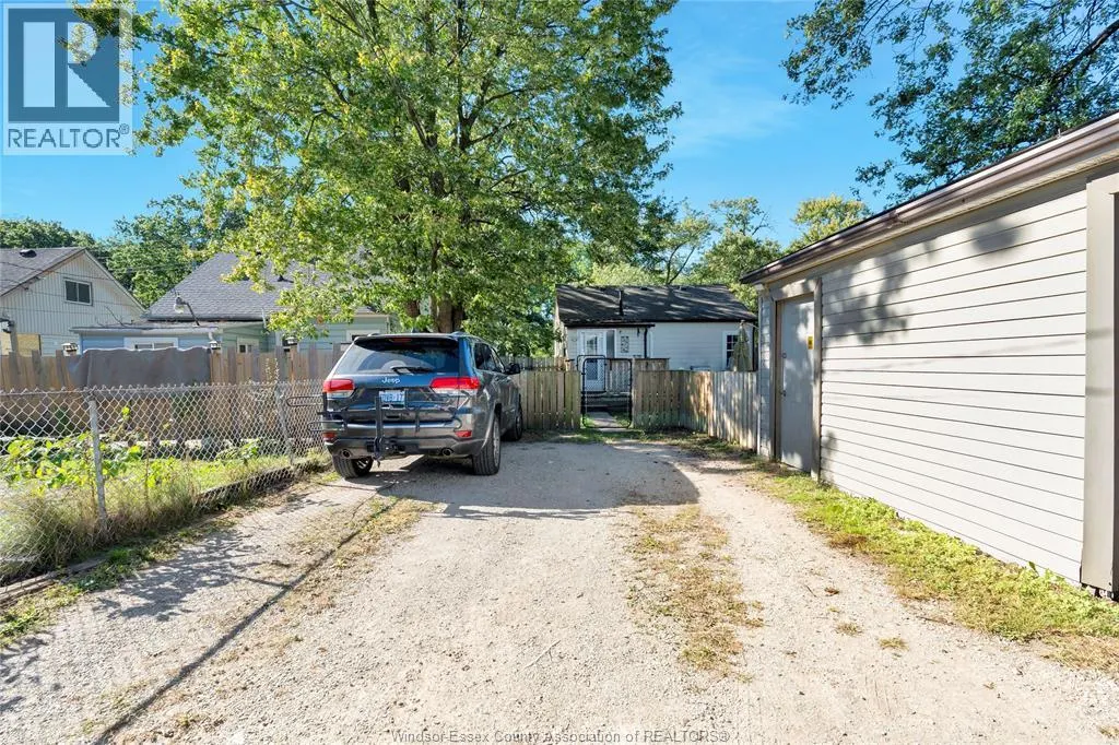 1064 Prince ROAD
