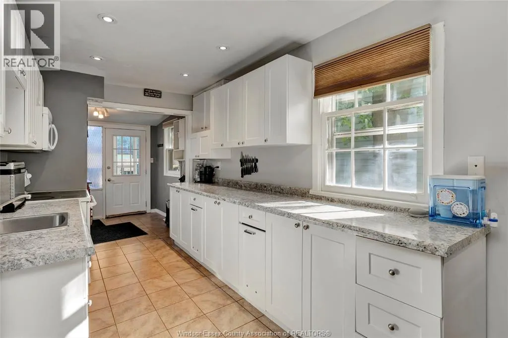1064 Prince ROAD