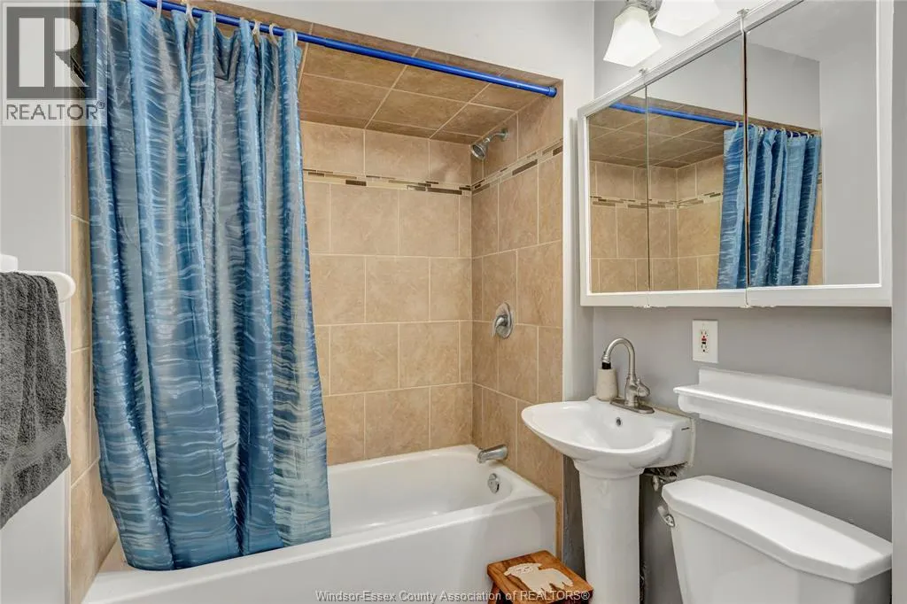1064 Prince ROAD