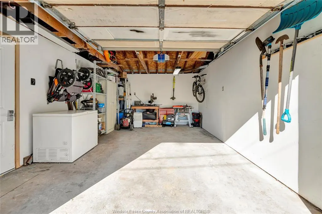 1064 Prince ROAD