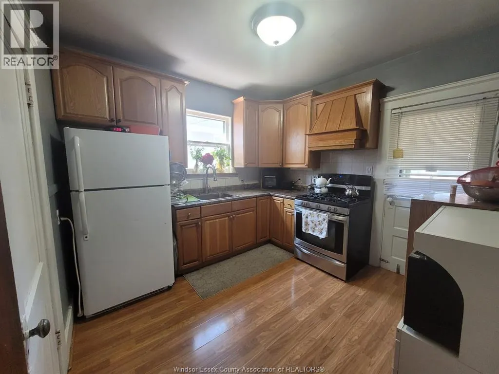 156 GILES BOULEVARD