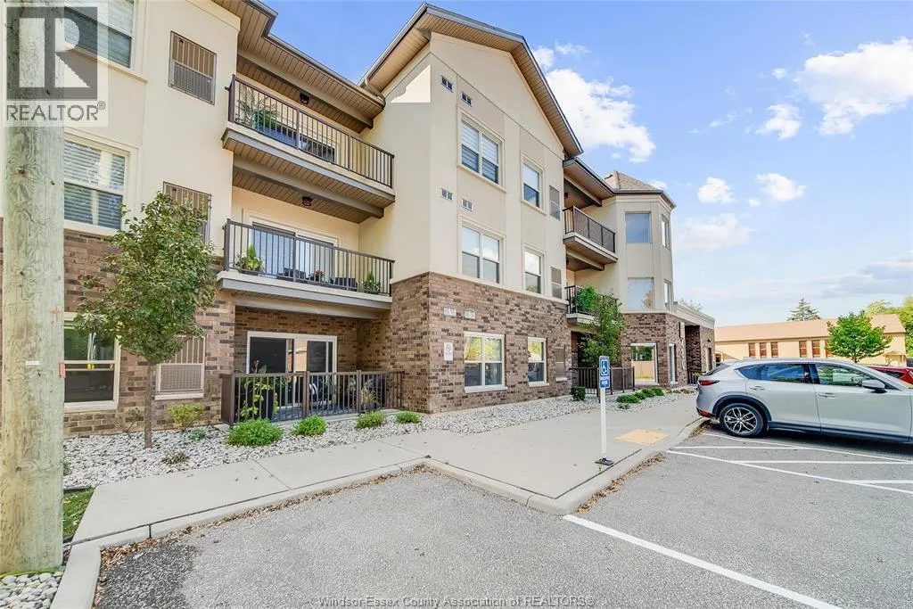 480 FAIRVIEW BLVD Unit# 105