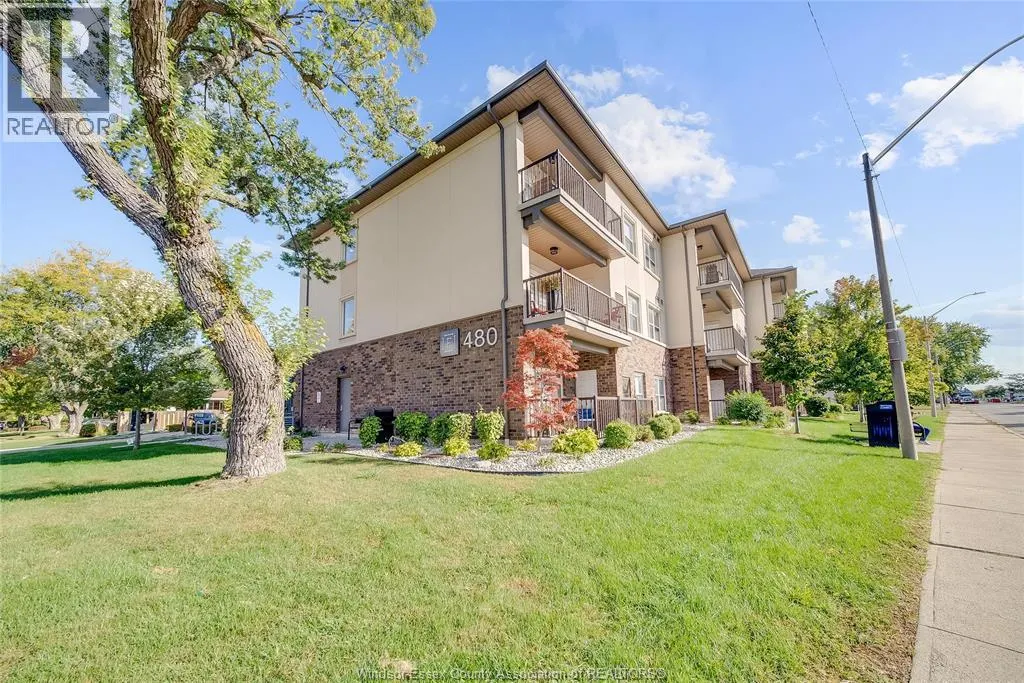 480 FAIRVIEW BLVD Unit# 105