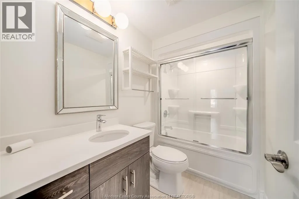 480 FAIRVIEW BLVD Unit# 105