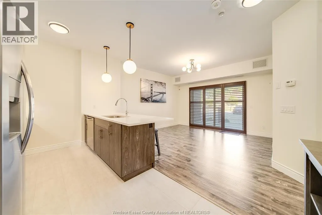 480 FAIRVIEW BLVD Unit# 105