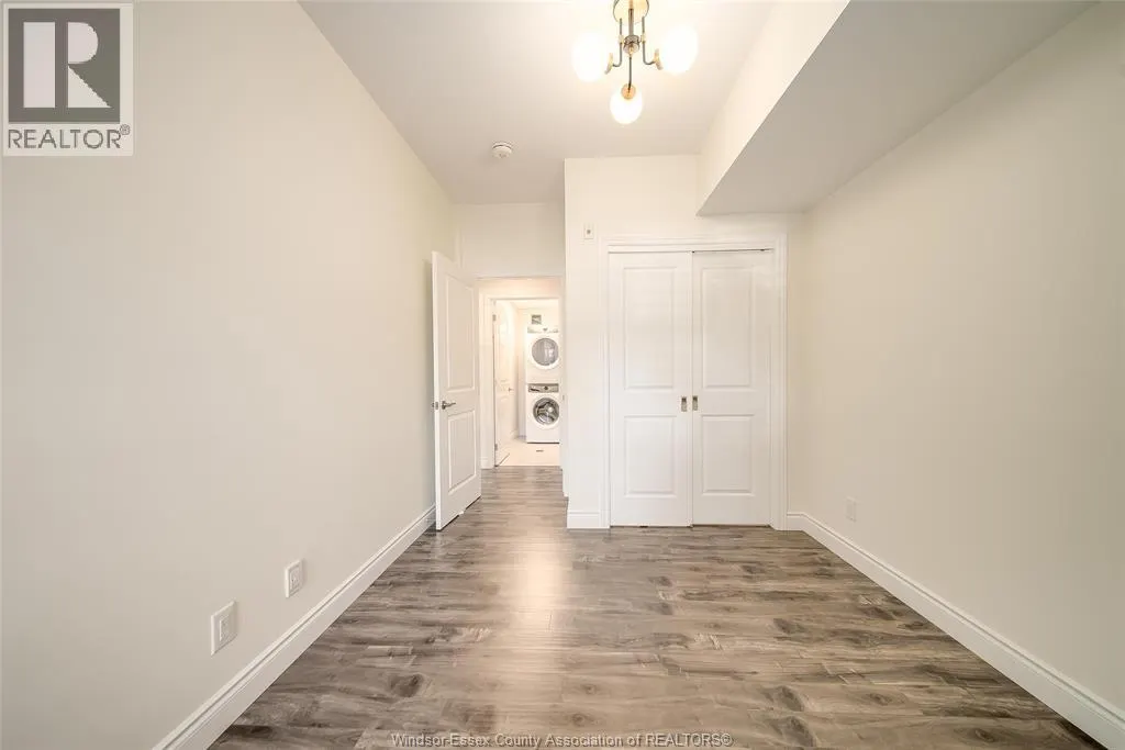 480 FAIRVIEW BLVD Unit# 105
