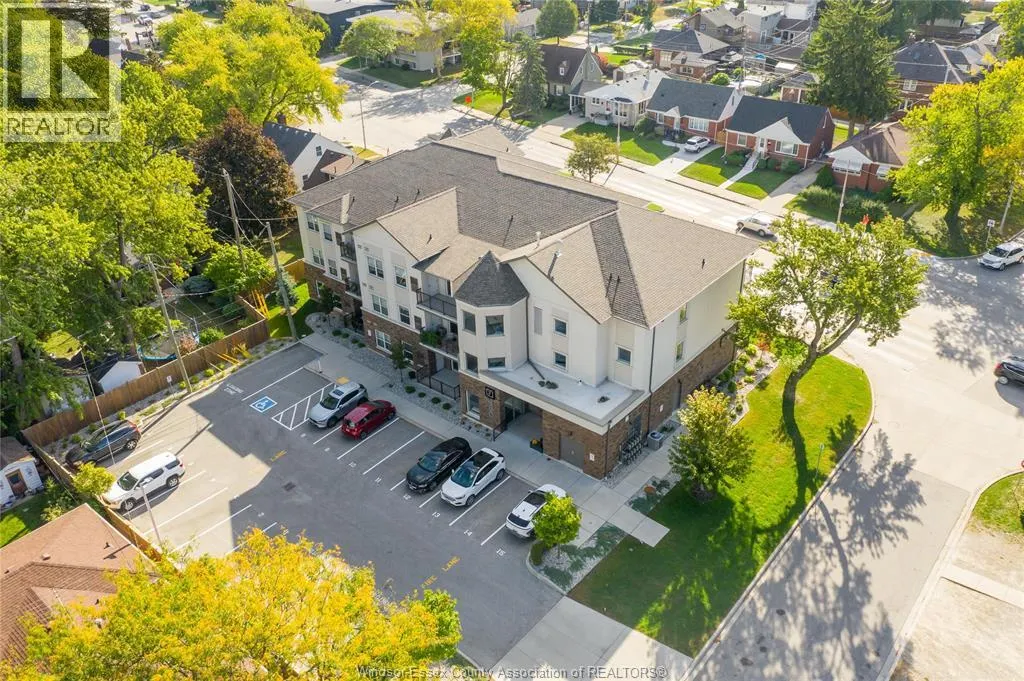 480 FAIRVIEW BLVD Unit# 105
