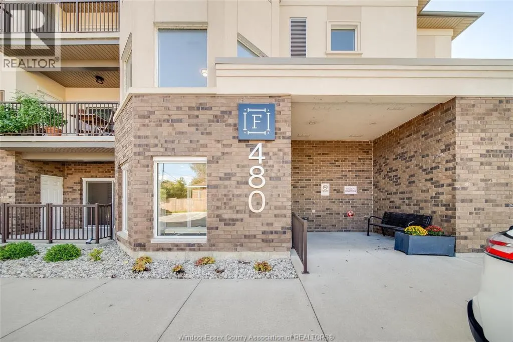 480 FAIRVIEW BLVD Unit# 105