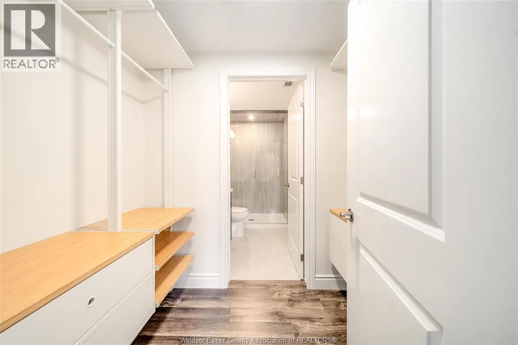 480 FAIRVIEW BLVD Unit# 105