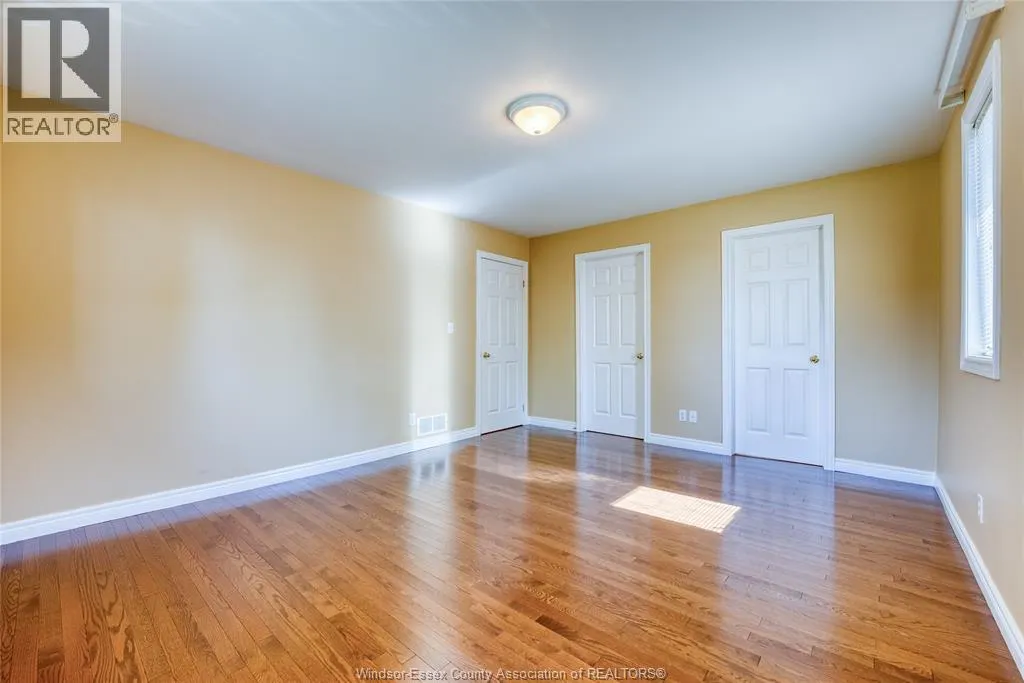267 EAST PUCE