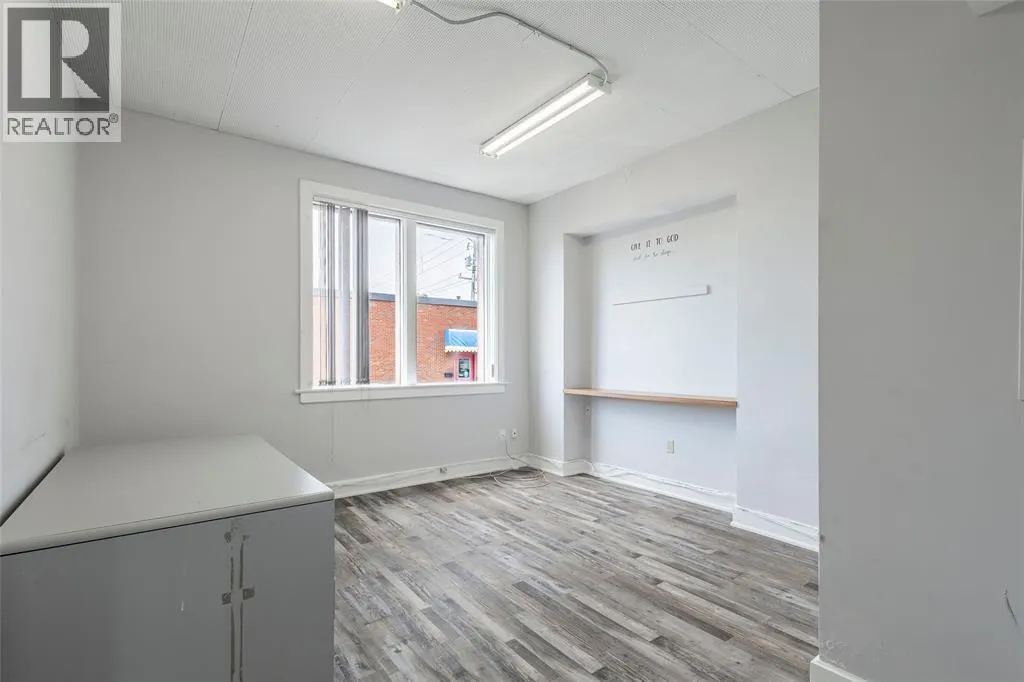 251 CAMPBELL STREET Unit# 4, #4
