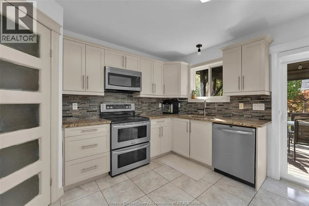 3921 ZANZIBAR CRESCENT