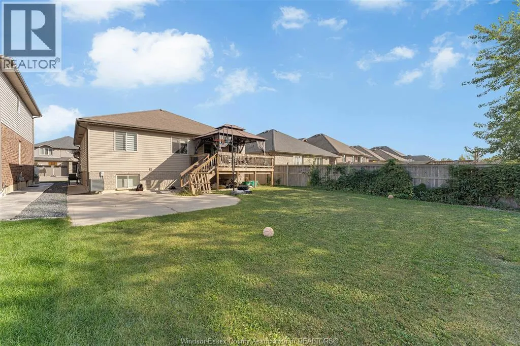 3921 ZANZIBAR CRESCENT