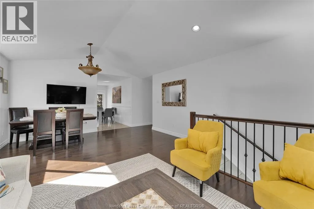 3921 ZANZIBAR CRESCENT