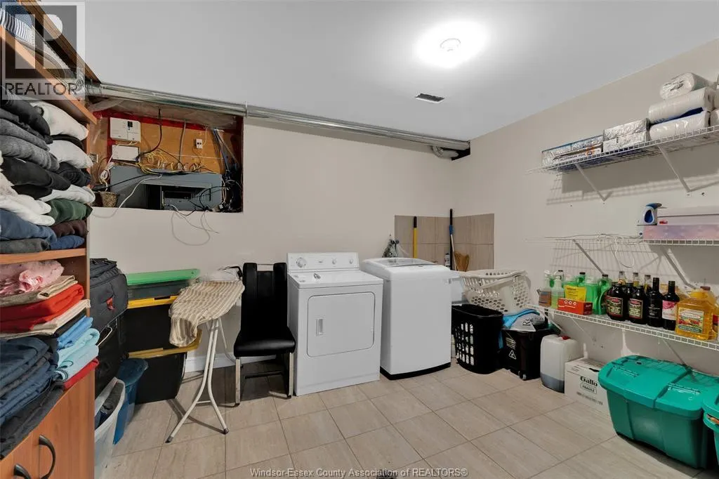3921 ZANZIBAR CRESCENT