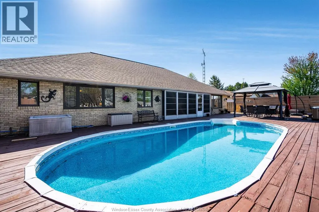 811 RIVAIT DRIVE