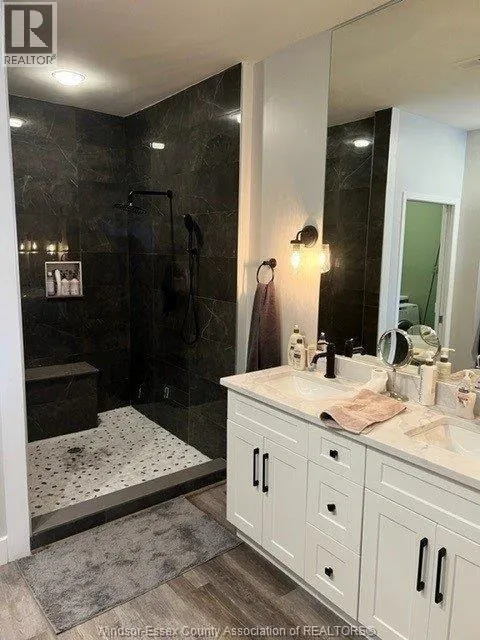 1885 WESTVIEW PARK Unit# 108