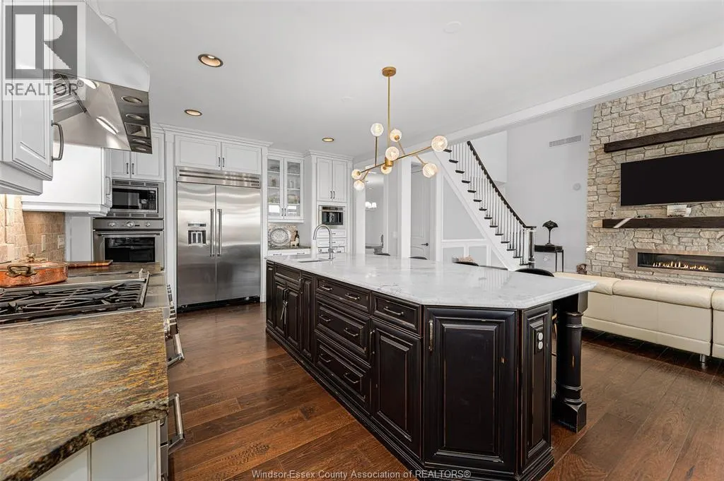 4076 ST. FRANCIS